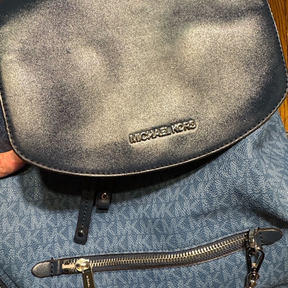 Blue Leather Backpack - Picture 4 of 6